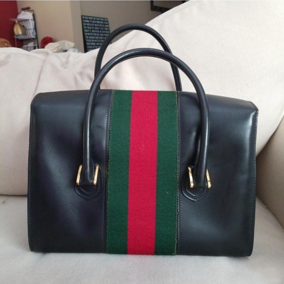 Authentic Vintage Gucci Doctor Boston Satchel - Picture 4 of 12